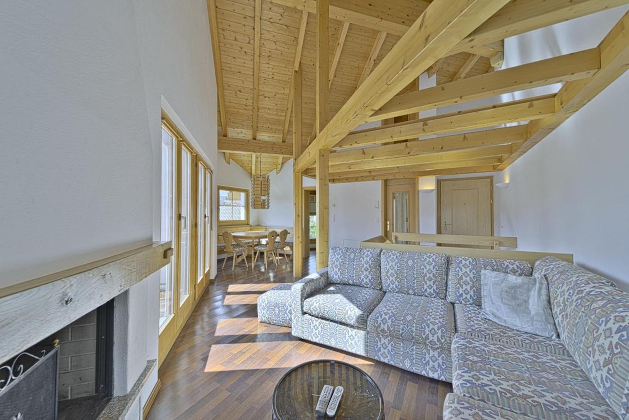 Chesa San Peider - Pontresina Apartment Bagian luar foto